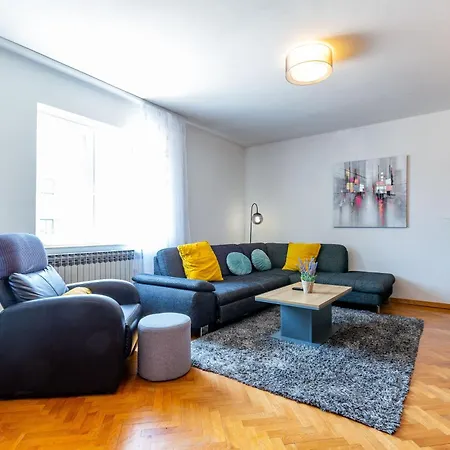 Katina With Private Pool * Ζαντάρ