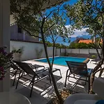 Katina With Private Pool *