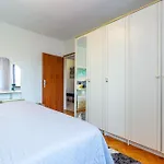 Katina With Private Pool Appartamento *