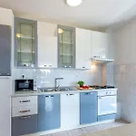 Katina With Private Pool Appartamento