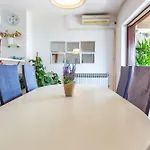 Katina With Private Pool Apartamento *
