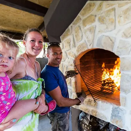 Katina With Private Pool Апартаменты