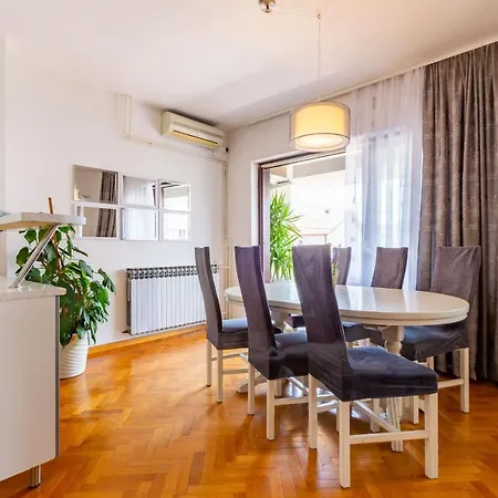 Апартаменты Katina With Private Pool Задар